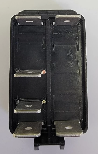 V1D2U661 Carling V Series Contura X Rocker Switch, On-Off, 2 Independent Lamps, Spade Terminals - Image 3